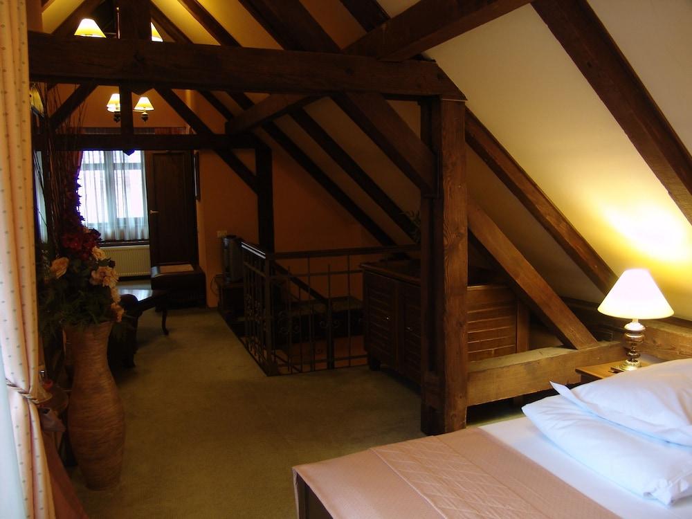 Bella Muzica 3* Brasov