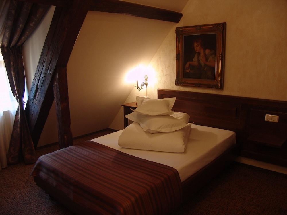Bella Muzica 3* Brașov