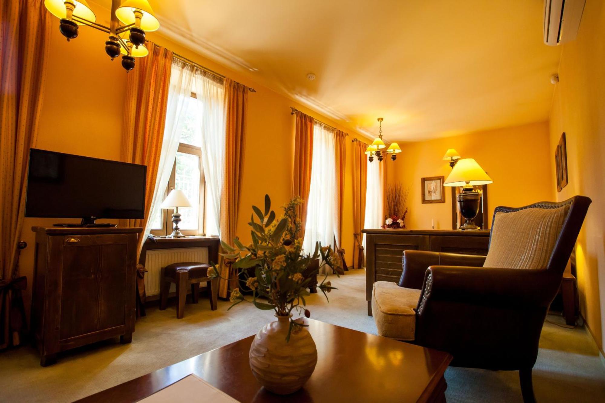 Bella Muzica Hotel